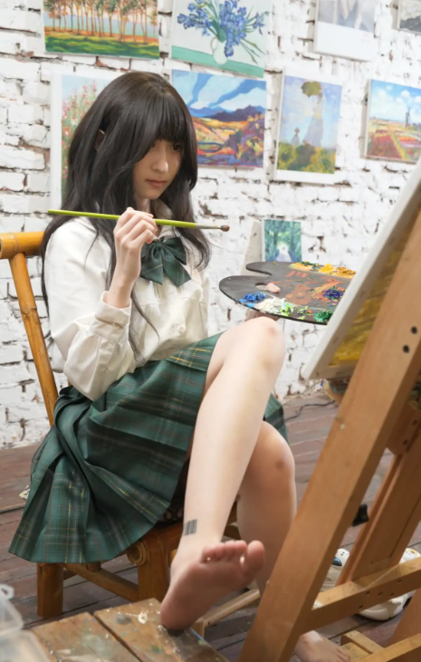 青柠映画 – 少女美足美图视频18期[104G-2025.11新发]